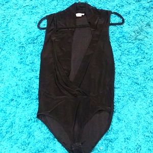 Body Central deep plunge bodysuit XL